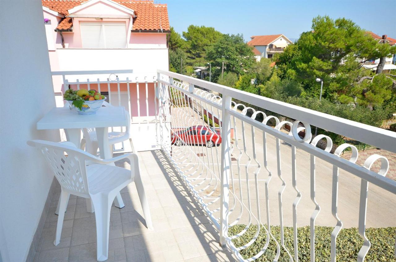 Apartments Sime Vodice Bagian luar foto