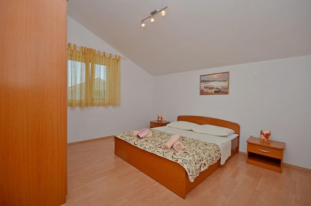 Apartments Sime Vodice Bagian luar foto