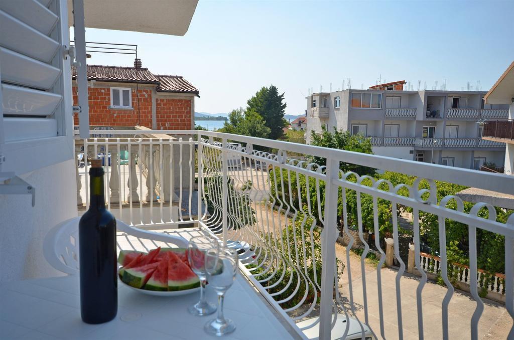 Apartments Sime Vodice Bagian luar foto