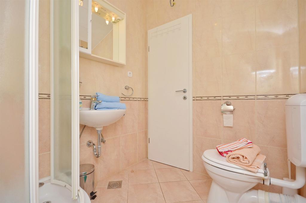 Apartments Sime Vodice Bagian luar foto